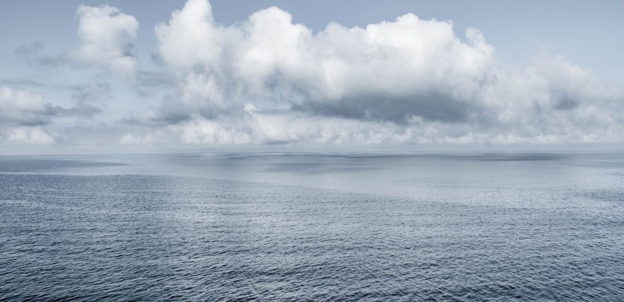 shifting water clouds